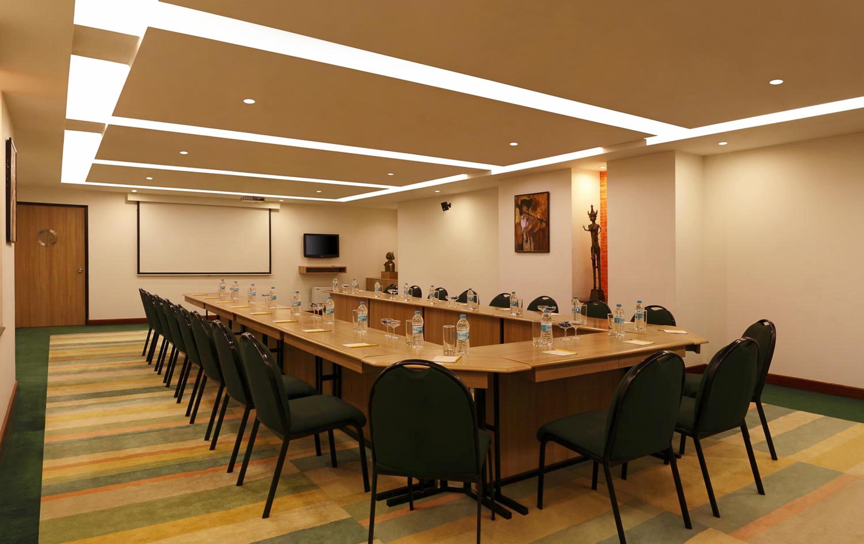 Lemon Tree Hotel Ченнаї Екстер'єр фото