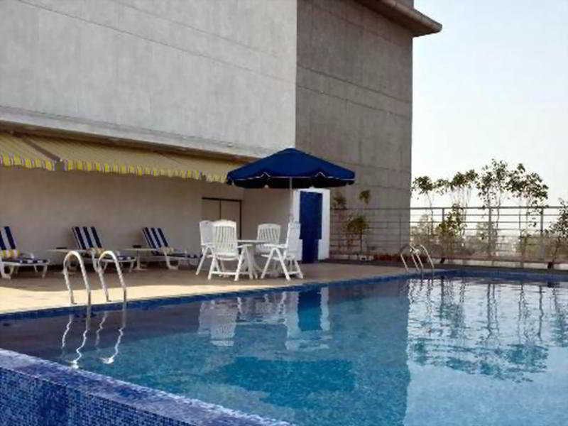 Lemon Tree Hotel Ченнаї Екстер'єр фото