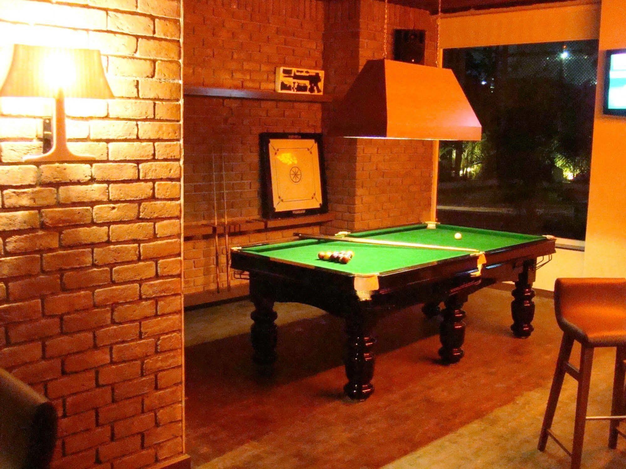 Lemon Tree Hotel Ченнаї Екстер'єр фото