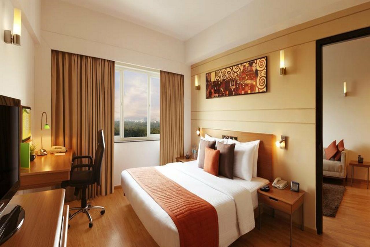 Lemon Tree Hotel Ченнаї Екстер'єр фото